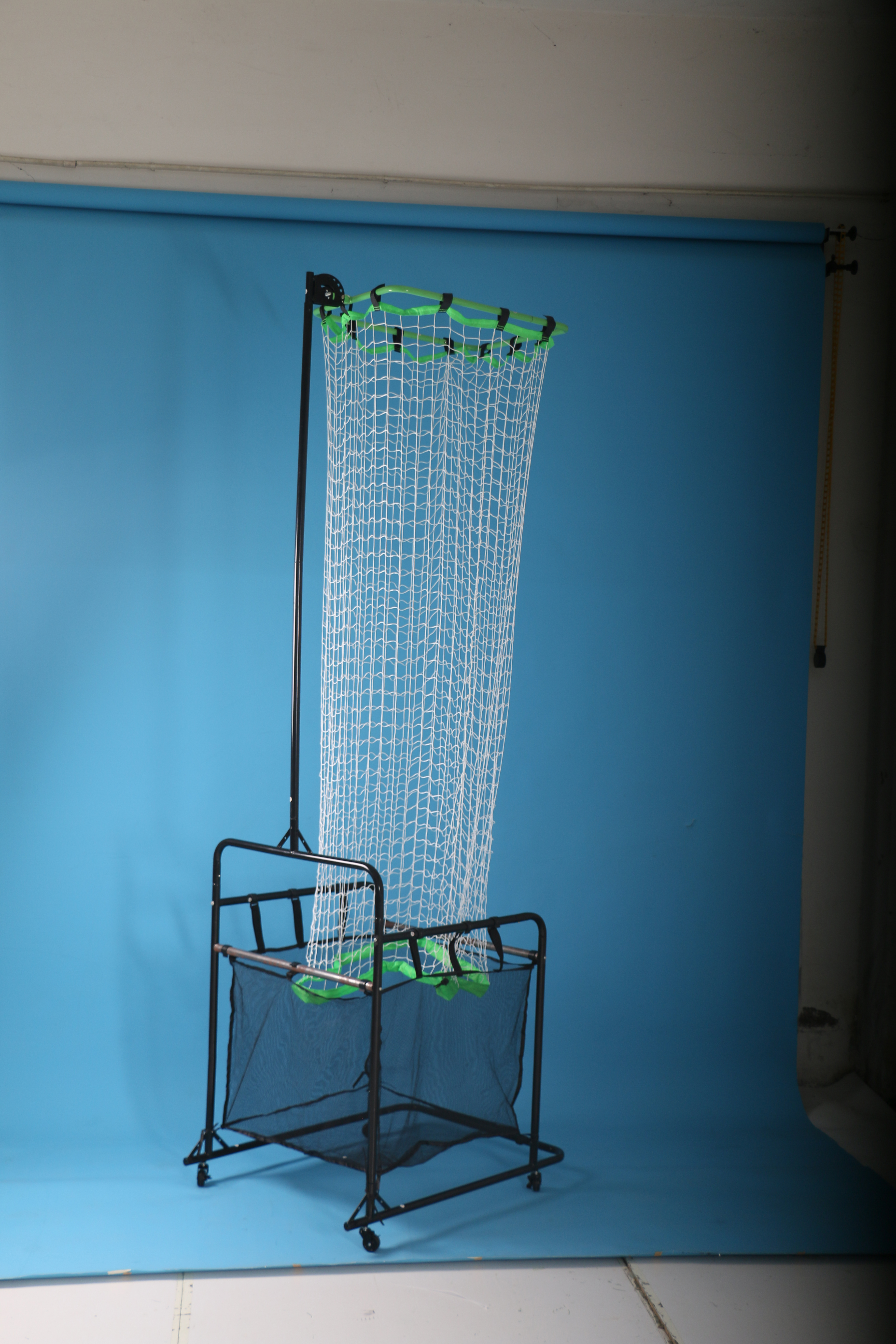 volleyball net with wheels